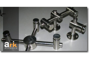 Accesorios en acero, aluminio y fierro